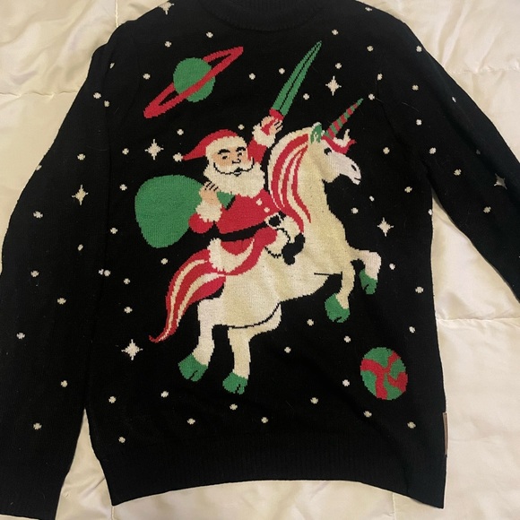 Christmas Sweater - Picture 1 of 2